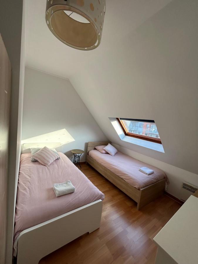 Un Duplex Chic Pour Une Experience Unique A Cote De La Basilique Bruxelles